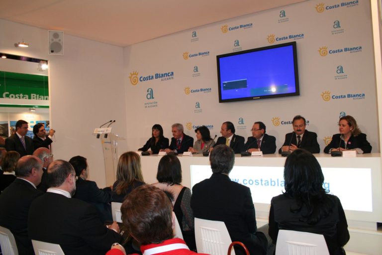 Fitur 2009 acoge la presentación de la ruta de los vinos en la que participa Novelda