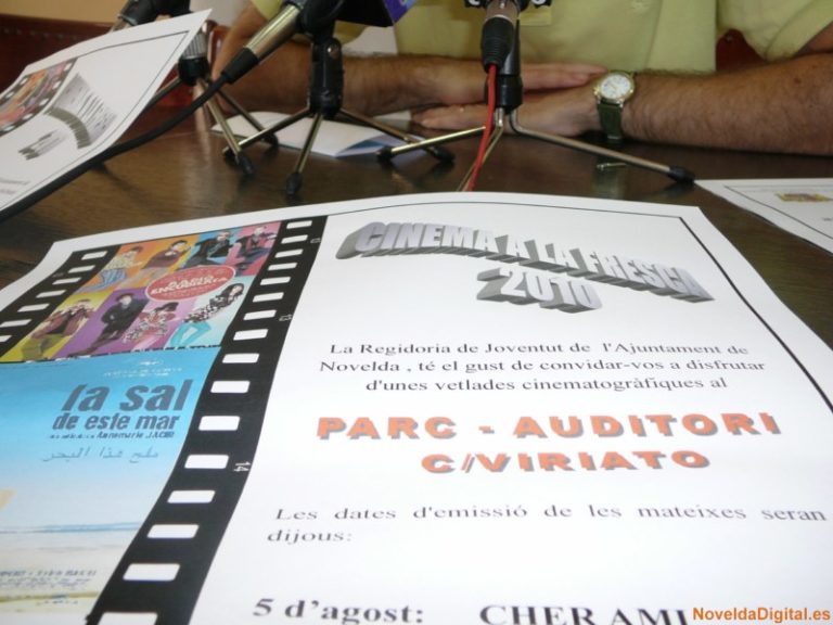 Cine “a la fresca” en el Parque de la calle Viriato