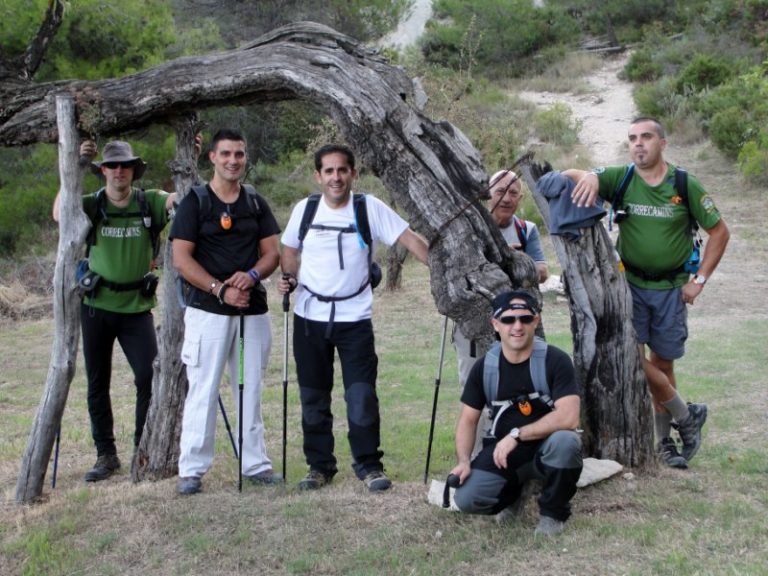 “Els Correcamins” del Club Novelder de Muntanyisme conquistan La Serrella