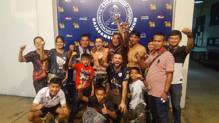 Kevin Martínez regresa a Novelda con su última victoria en el Rajadamnern Stadium de Tailandia