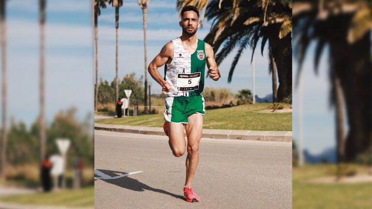 Andy Morales del Club Atlético Novelda Carmencita, campeón autonómico de Media Maratón