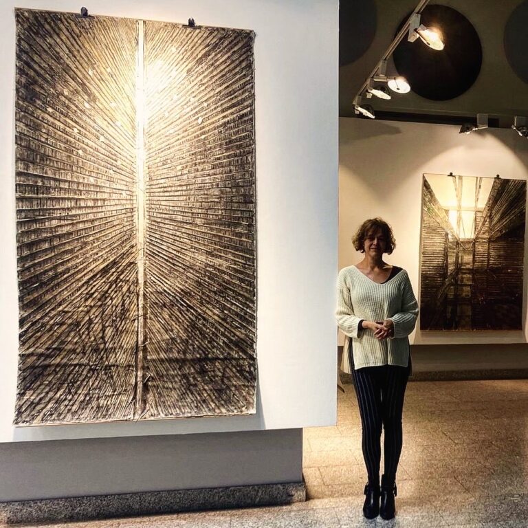 La artista noveldense, Pau Pellín, presenta en Elche la exposición En el Silencio