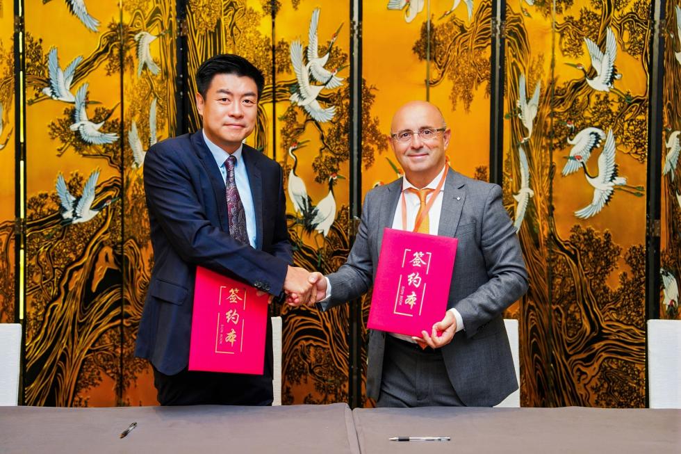 La Generalitat firma un acuerdo con una asociación industrial de la provincia china de Jiangsu para favorecer la cooperación internacional en innovación